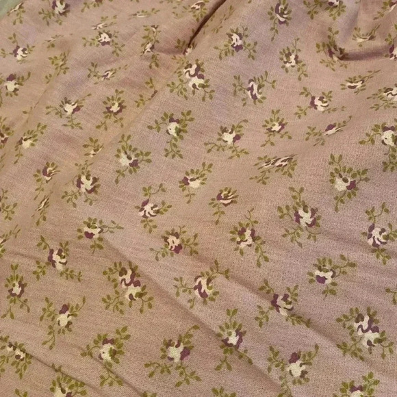 Vintage Laura Ashley bed set - includes twin comforter and more! - Picture 2 of 5